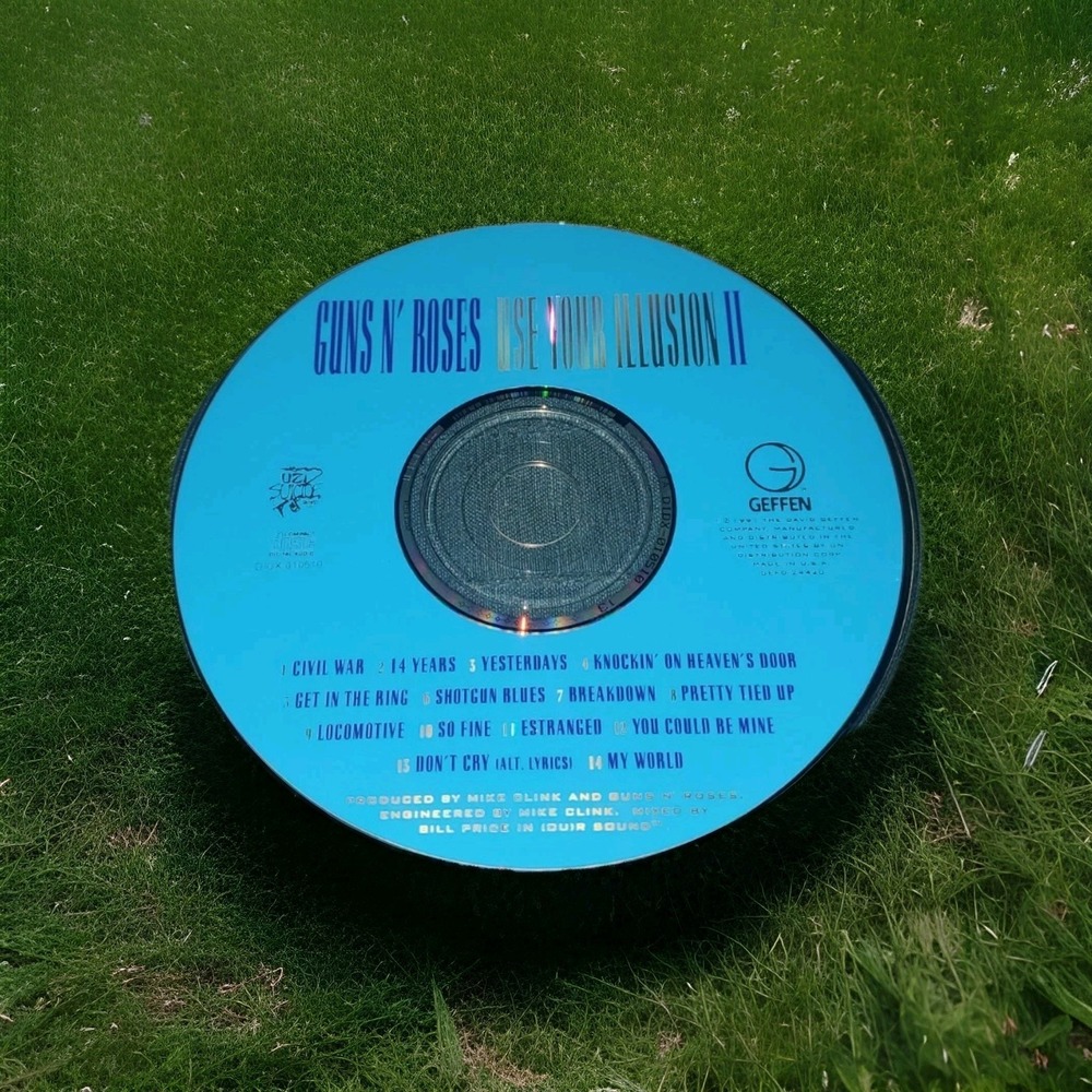 Guns N' Roses Use Your Illusion II Rock 90s Album CD Disc Only DGCD-24420 1991